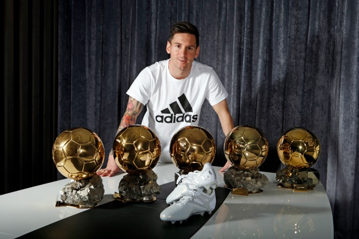 Messi 5 Bolas de Ouro Camisa Adiddas Patrocínio