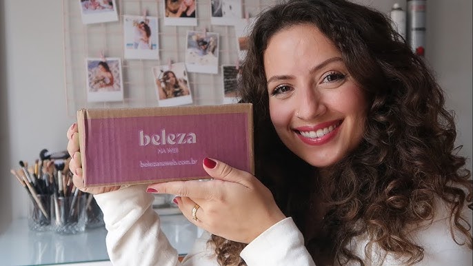 Estratégia de unboxing para marcas de maquiagem: como creators podem impulsionar seu produto