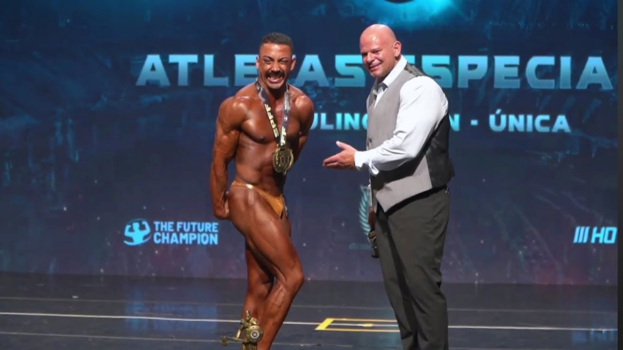 Lekão influenciador fitness competindo